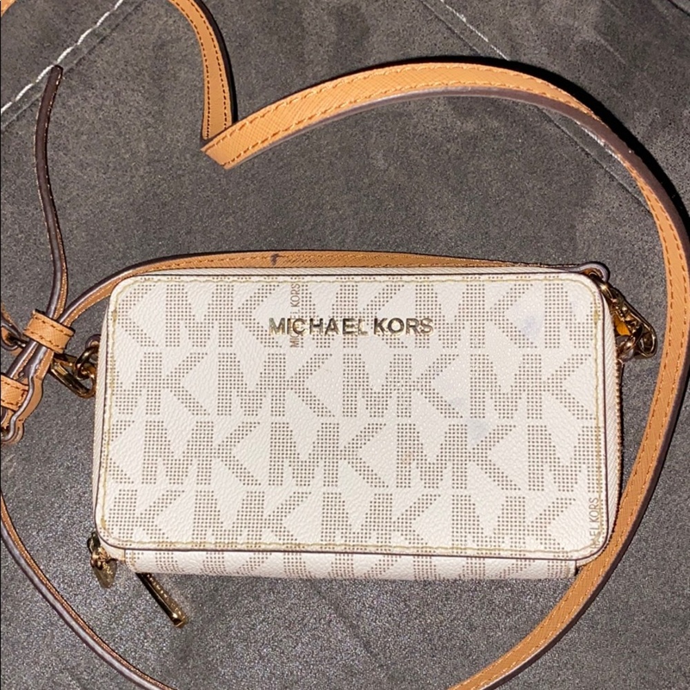 Michael Kor’s White Wallet